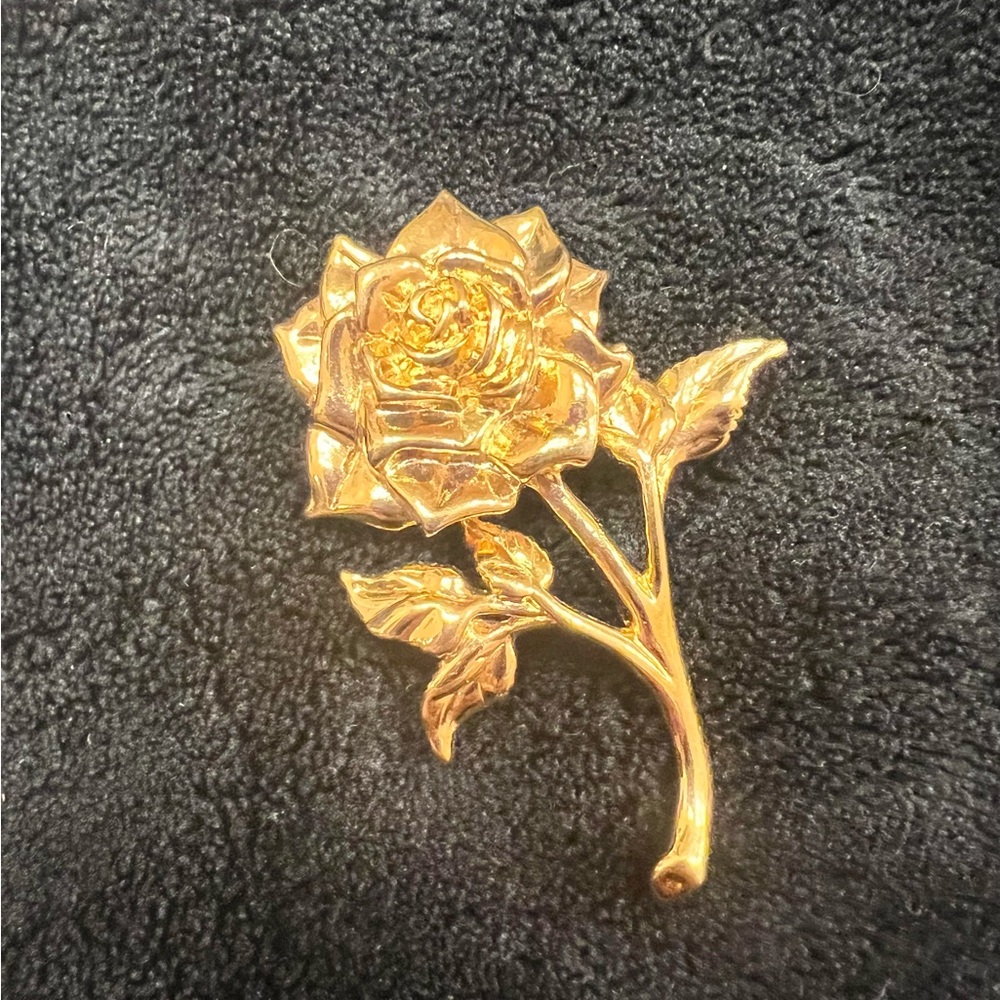 Vintage 1950’s Gold Tone Rose Brooch